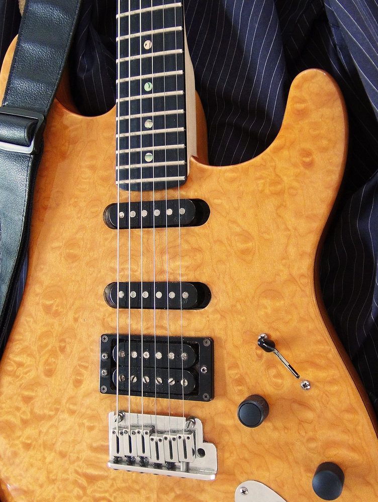 Electric guitar